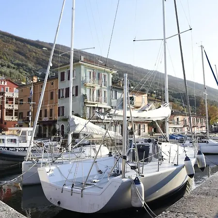 L'angolo Sul Porto * Brenzone sul Garda